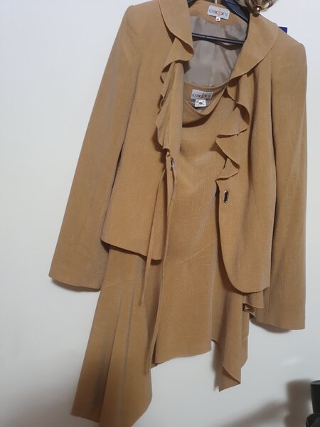 Compleu dama, fusta si sacou